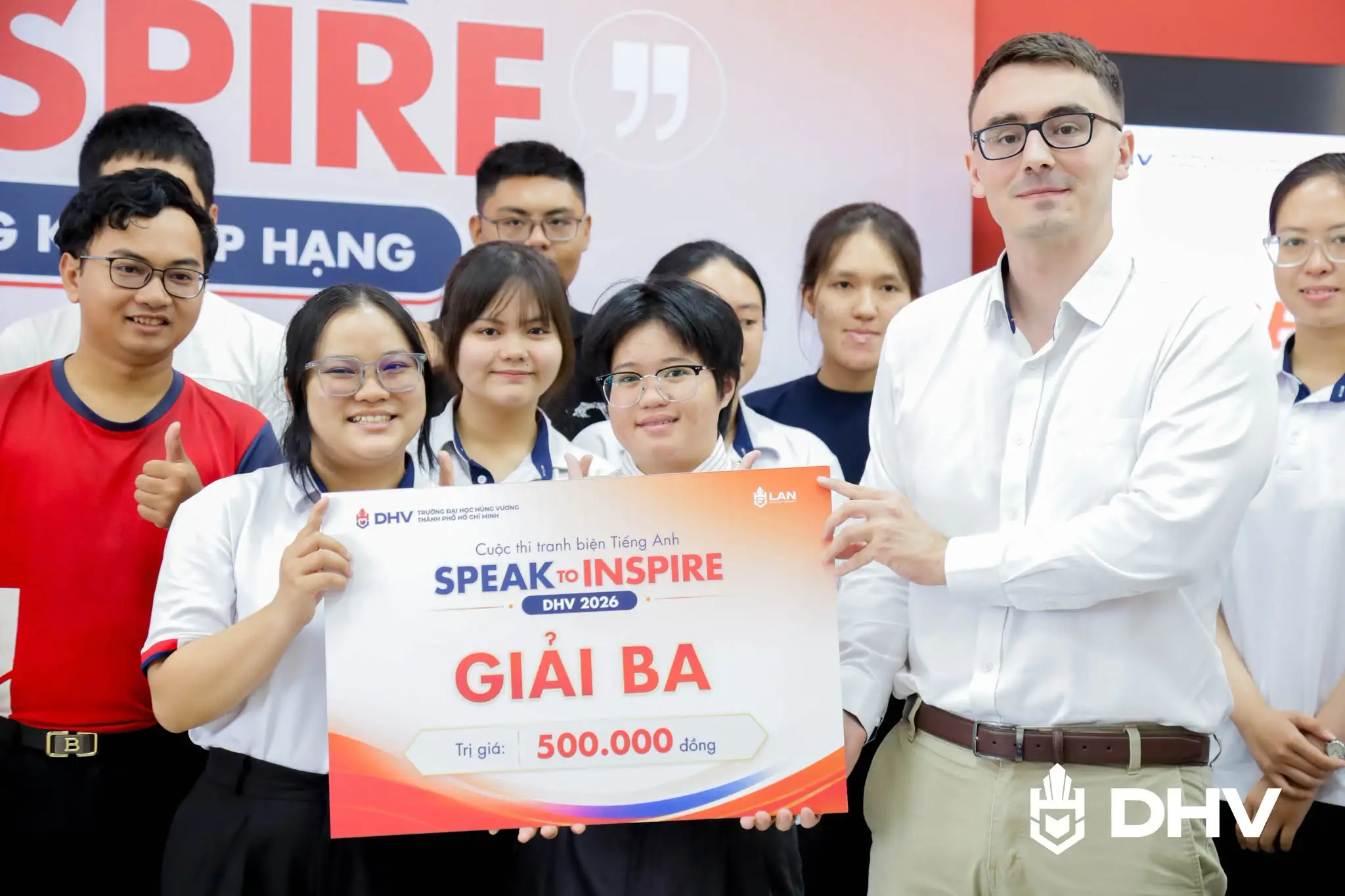 DHV - Trường Đại Học Hùng Vương TPHCM