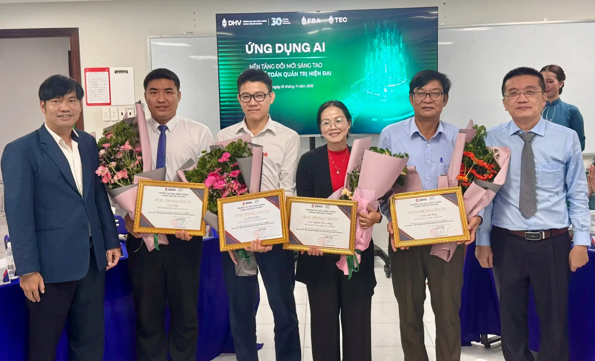 DHV - Trường Đại Học Hùng Vương TPHCM