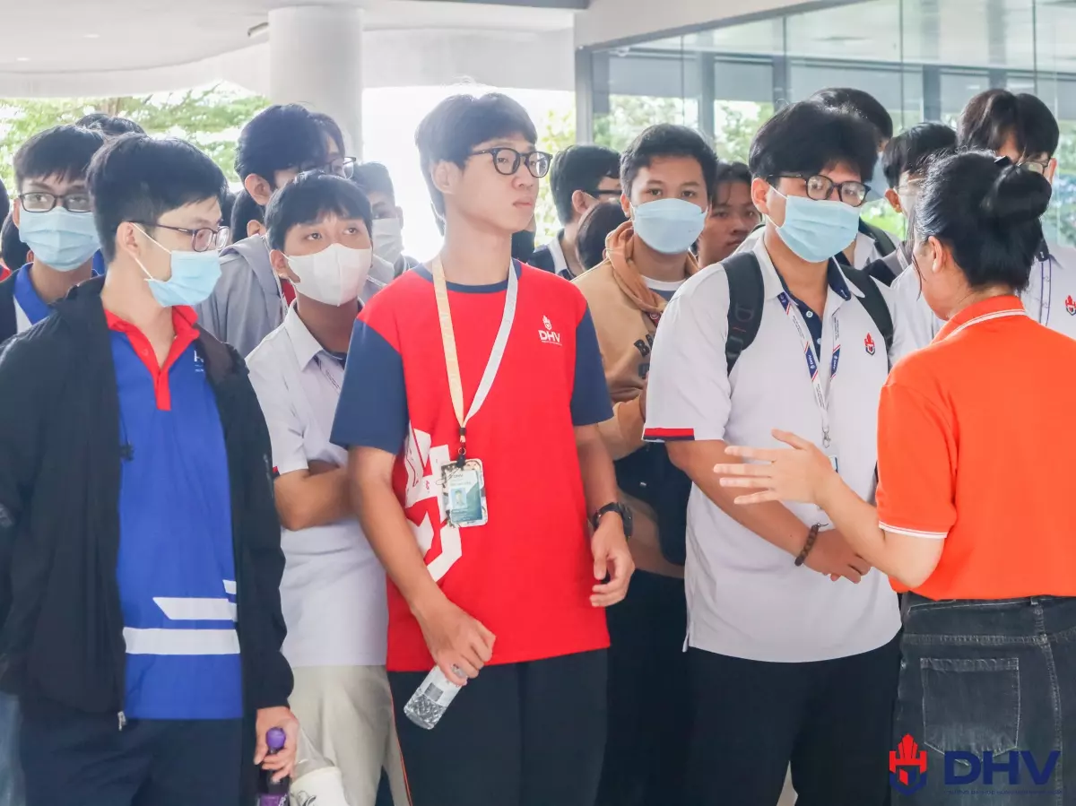 DHV - Trường Đại Học Hùng Vương TPHCM