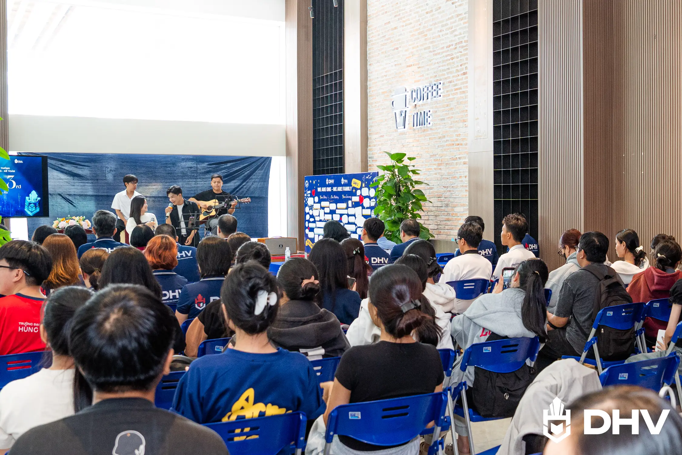 DHV - Trường Đại Học Hùng Vương TPHCM