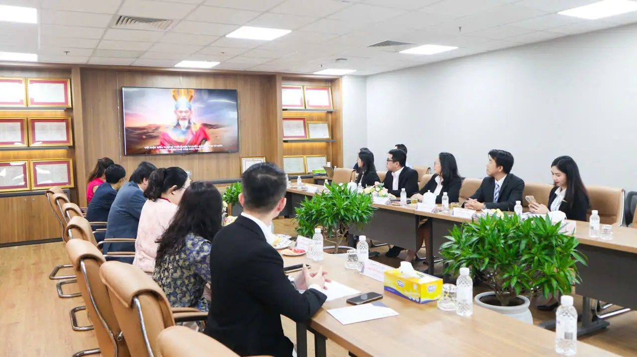 DHV - Trường Đại Học Hùng Vương TPHCM