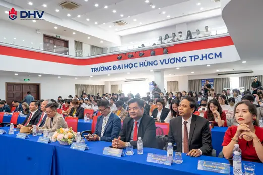 DHV - Trường Đại Học Hùng Vương TPHCM