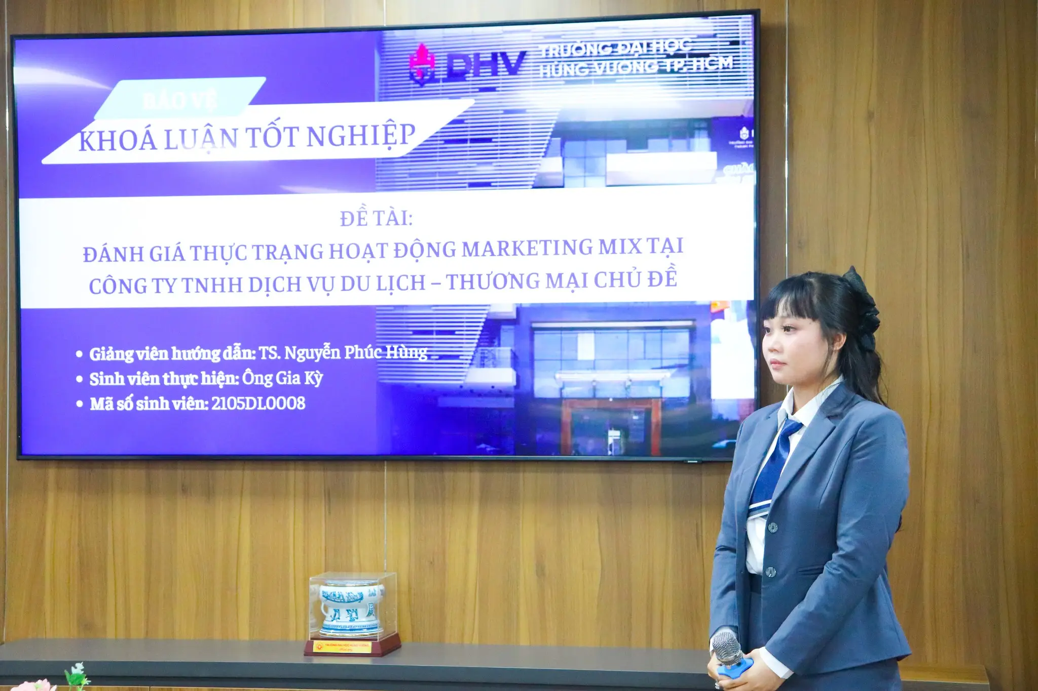 DHV - Trường Đại Học Hùng Vương TPHCM
