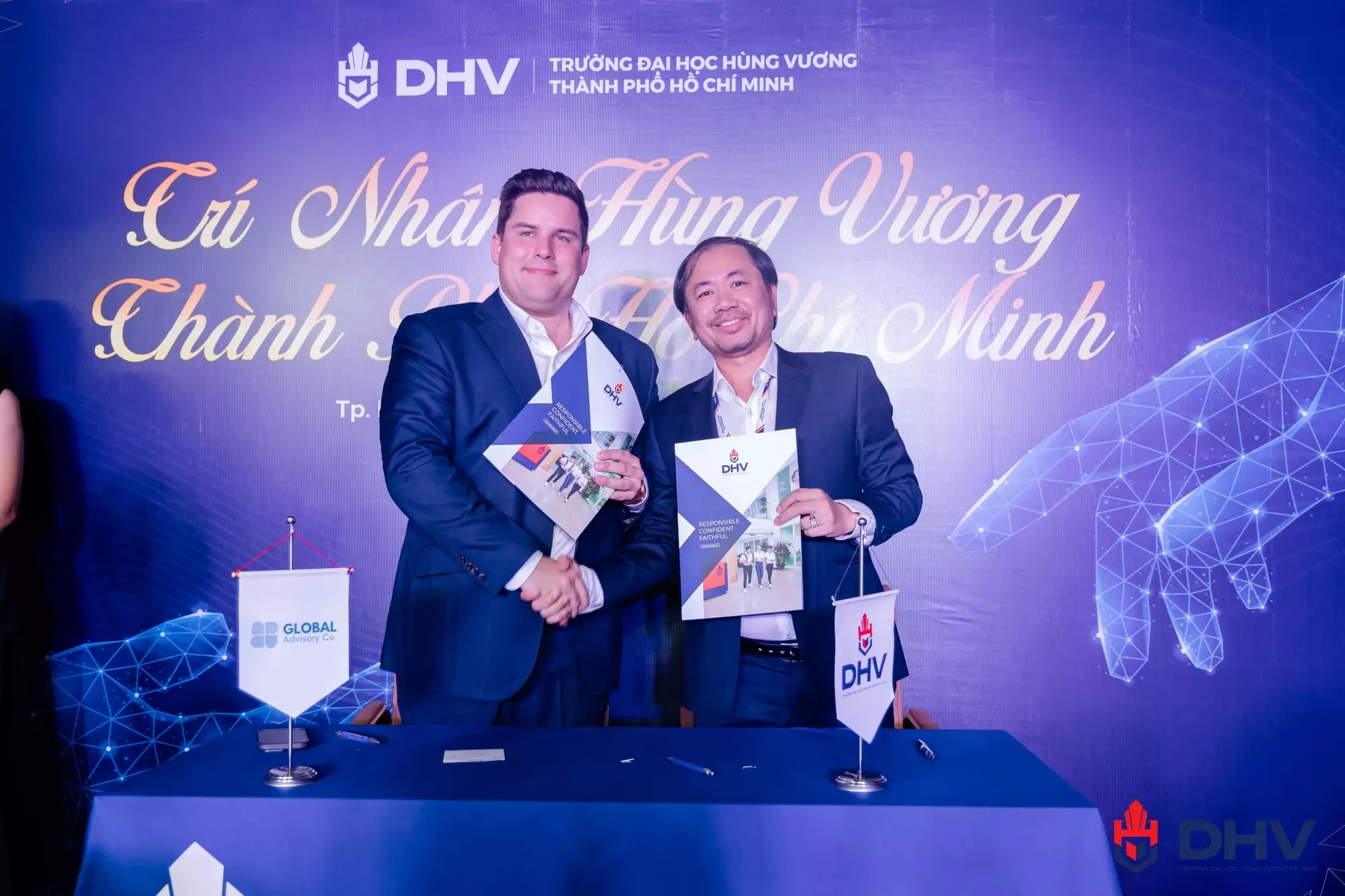DHV - Trường Đại Học Hùng Vương TPHCM