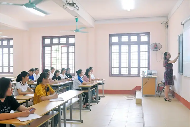 DHV - Trường Đại Học Hùng Vương TPHCM