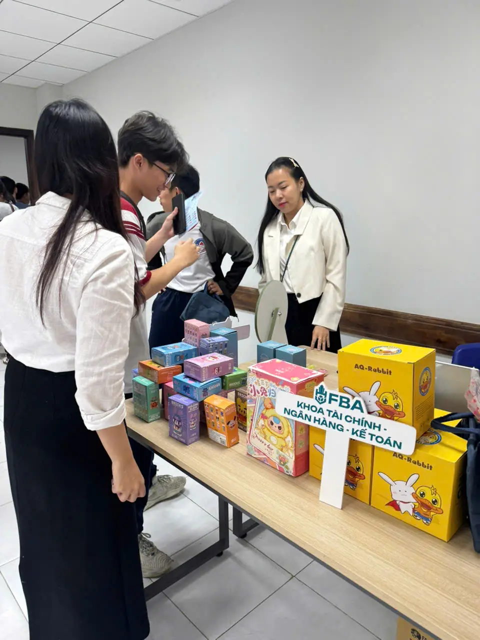 DHV - Trường Đại Học Hùng Vương TPHCM