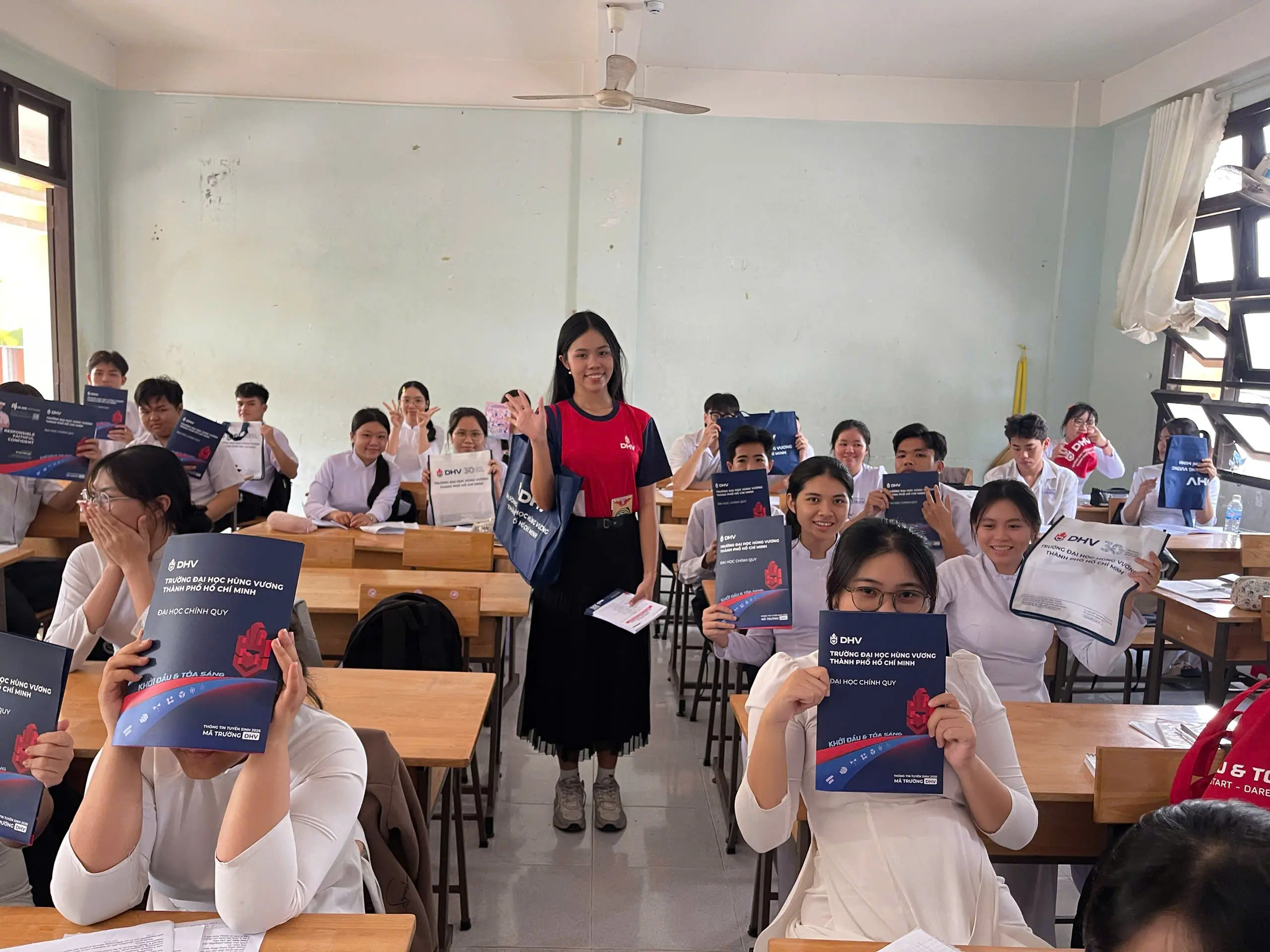 DHV - Trường Đại Học Hùng Vương TPHCM