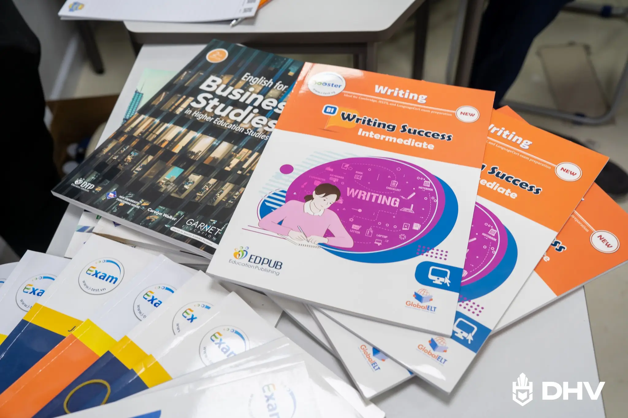 DHV - Trường Đại Học Hùng Vương TPHCM