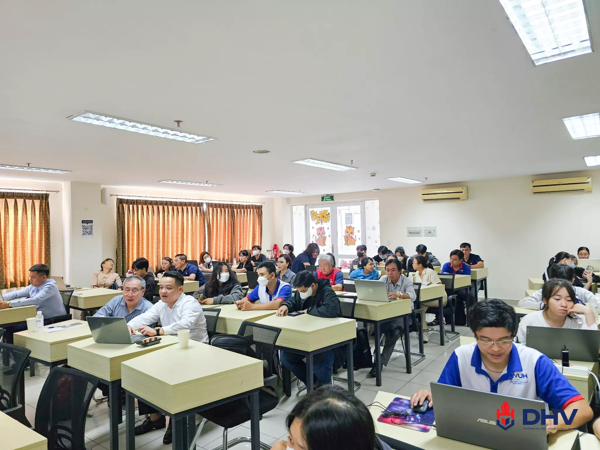 DHV - Trường Đại Học Hùng Vương TPHCM