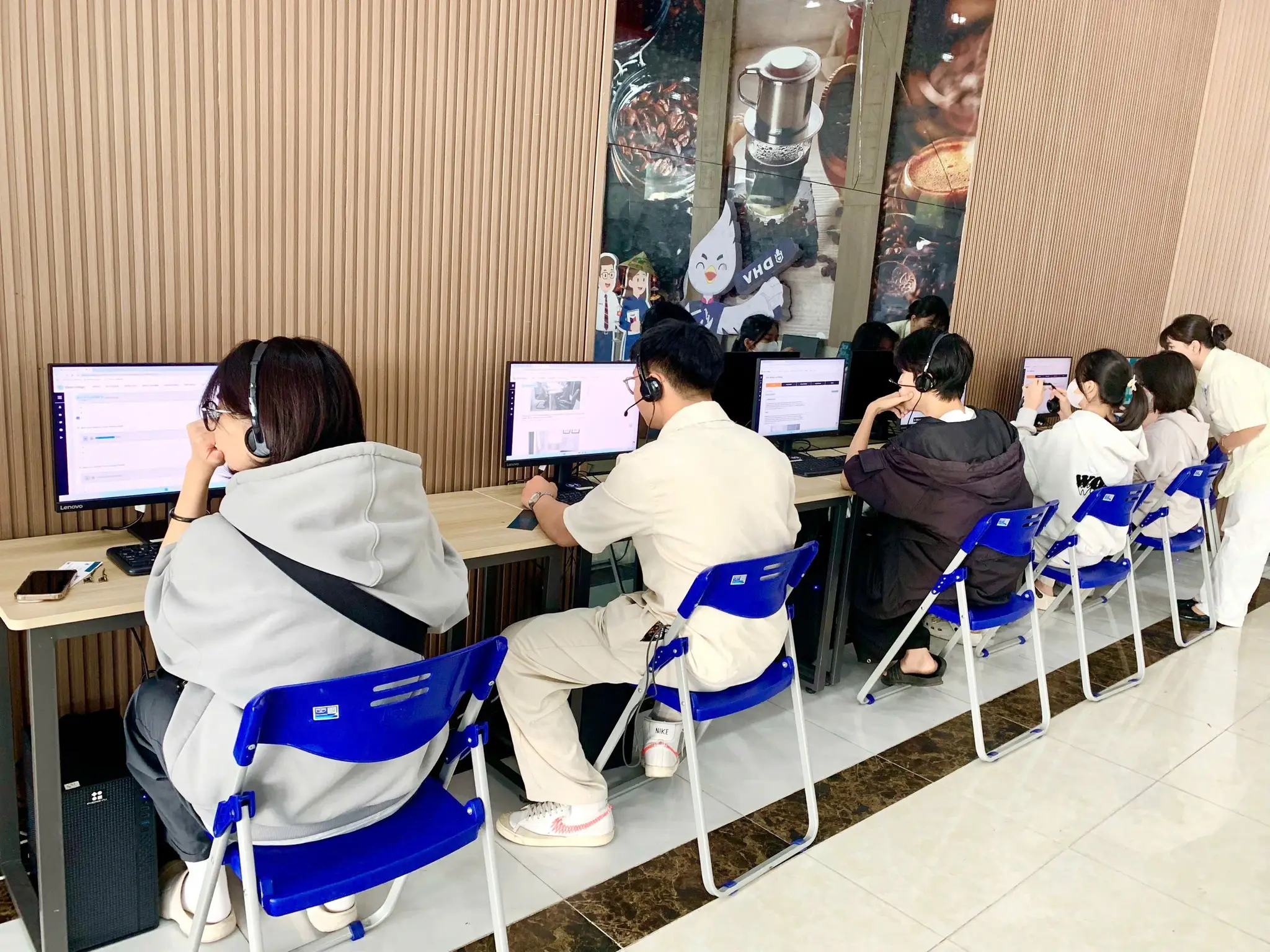 DHV - Trường Đại Học Hùng Vương TPHCM